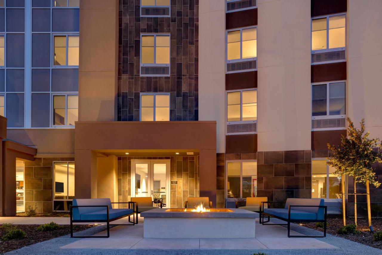 Home2 Suites By Hilton Petaluma Exterior foto